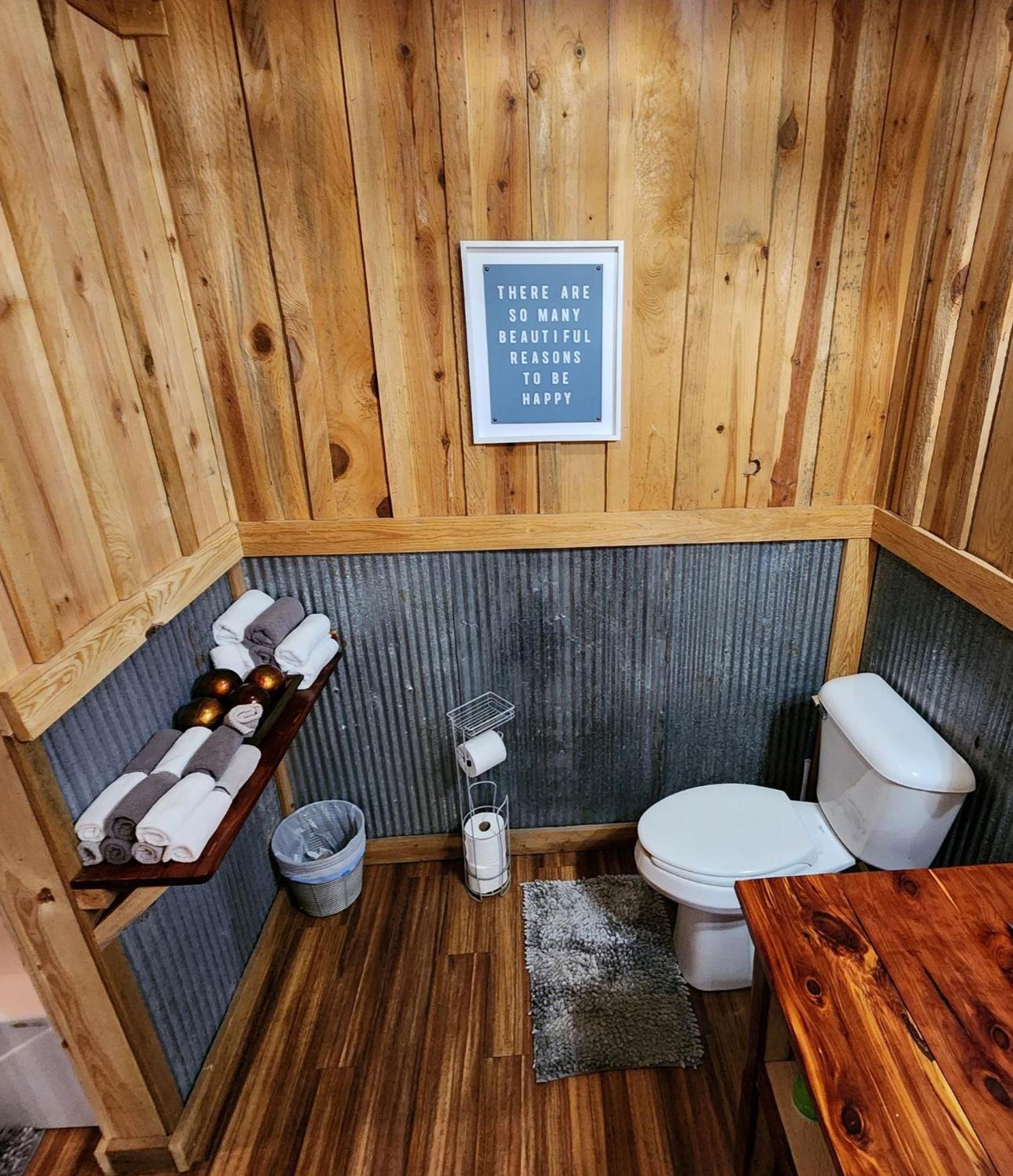 Unique Country Cabin Meets Farmhouse Modern!!! Mena 外观 照片