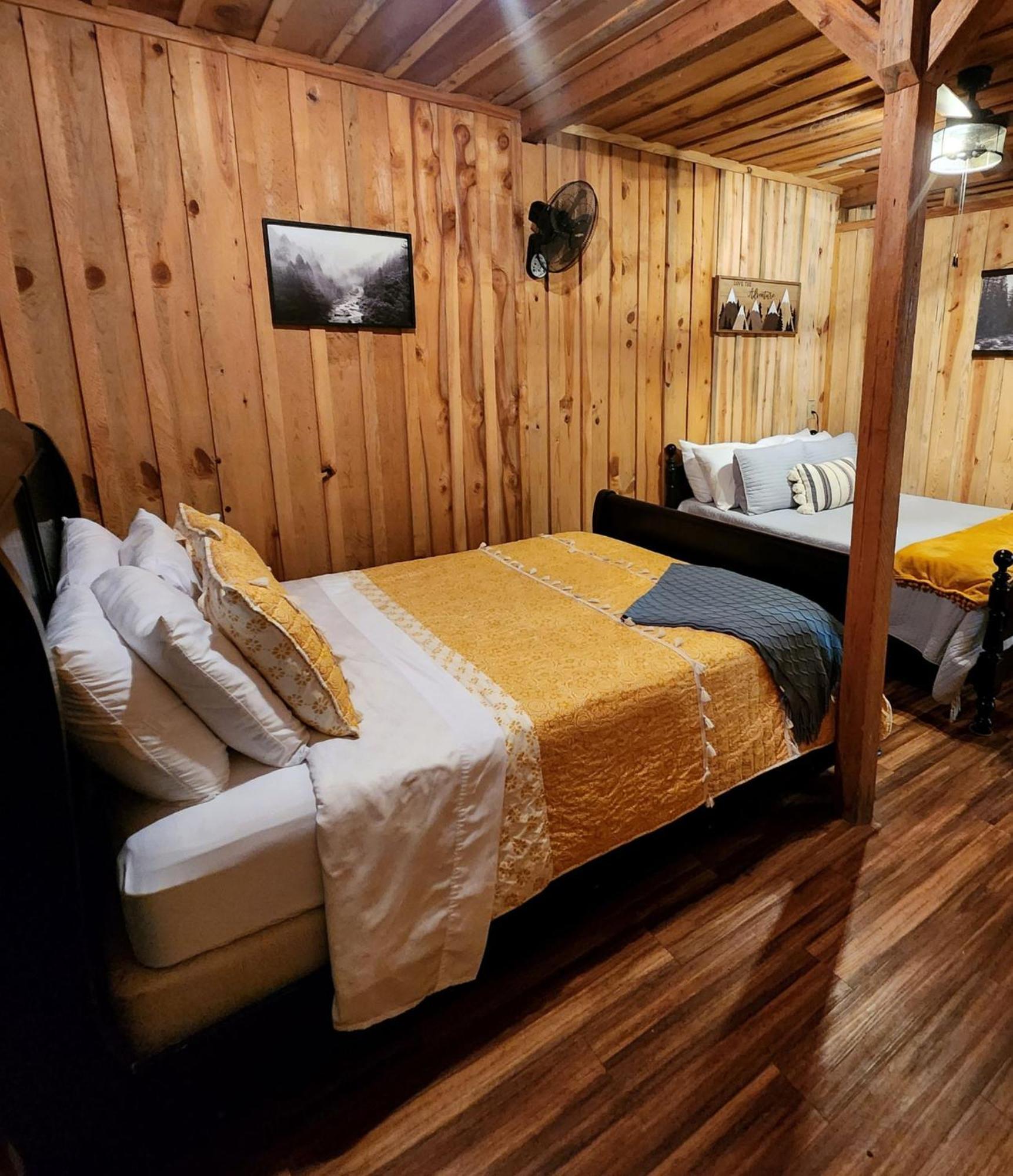 Unique Country Cabin Meets Farmhouse Modern!!! Mena 外观 照片