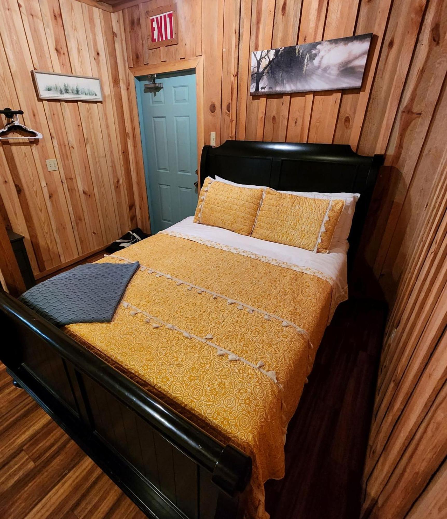 Unique Country Cabin Meets Farmhouse Modern!!! Mena 外观 照片