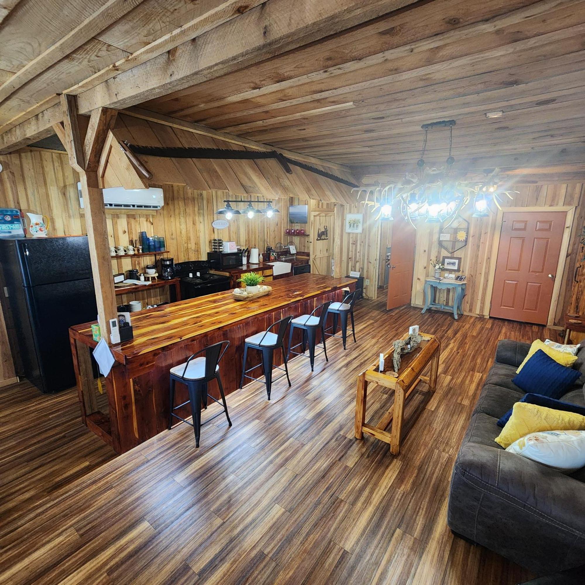 Unique Country Cabin Meets Farmhouse Modern!!! Mena 外观 照片