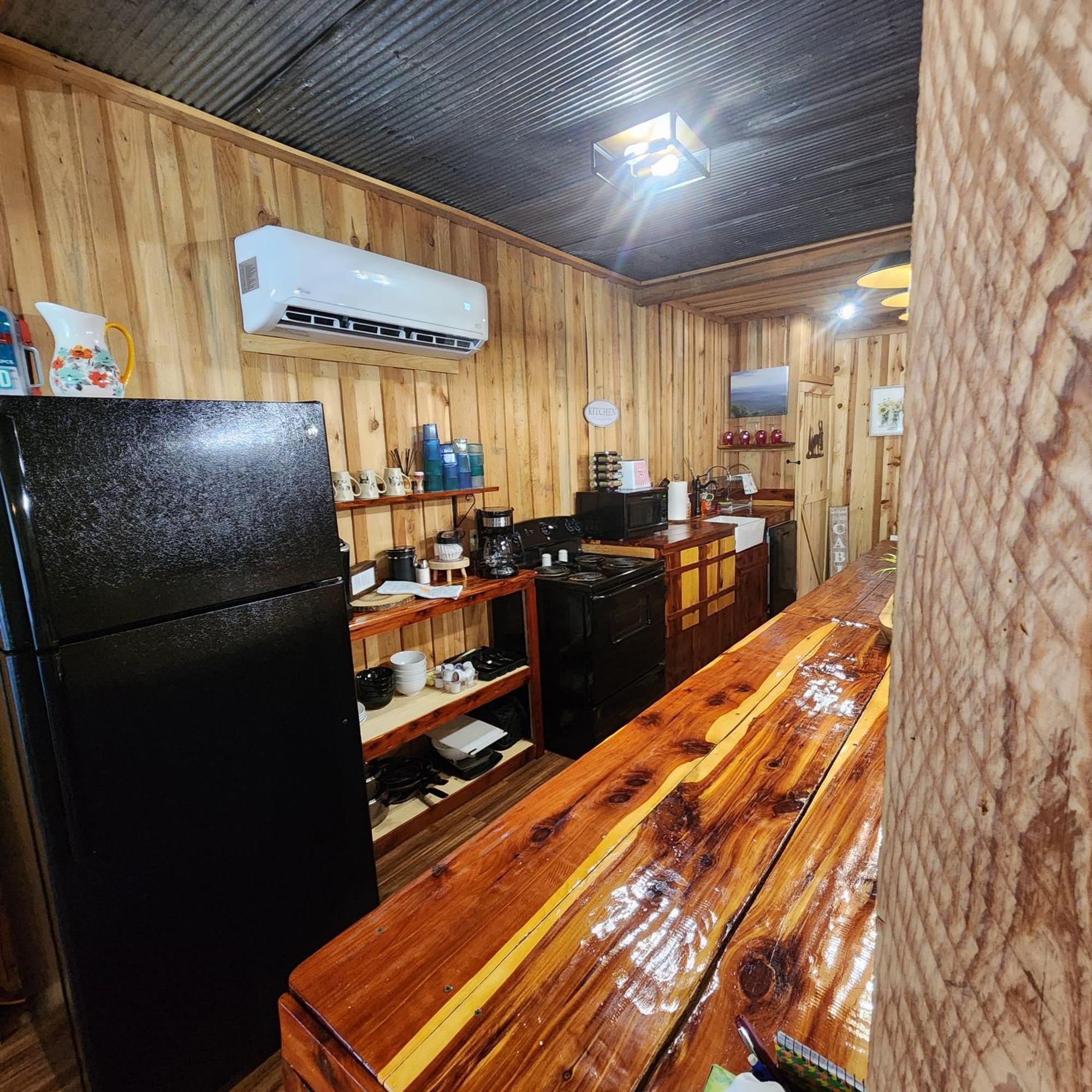 Unique Country Cabin Meets Farmhouse Modern!!! Mena 外观 照片