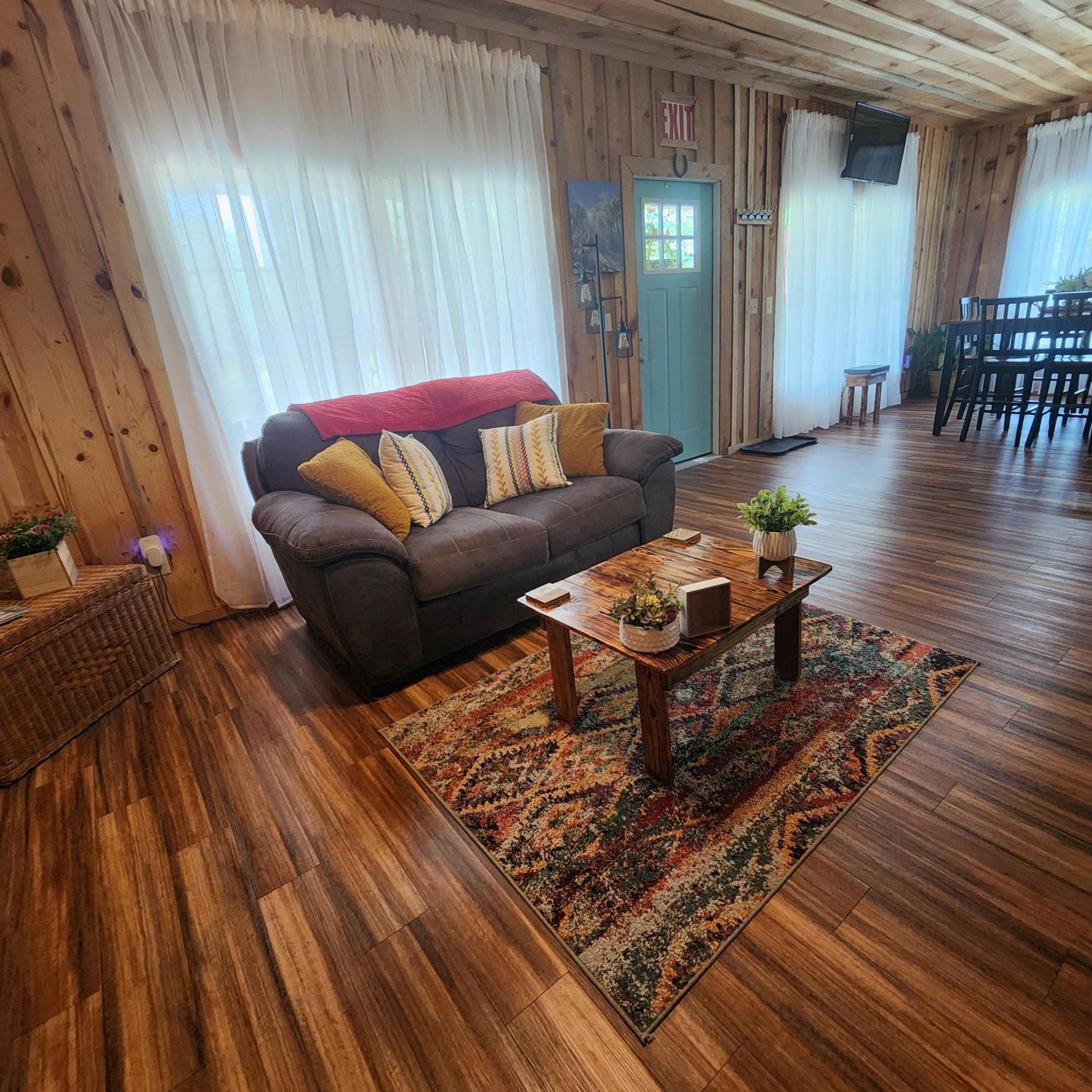 Unique Country Cabin Meets Farmhouse Modern!!! Mena 外观 照片