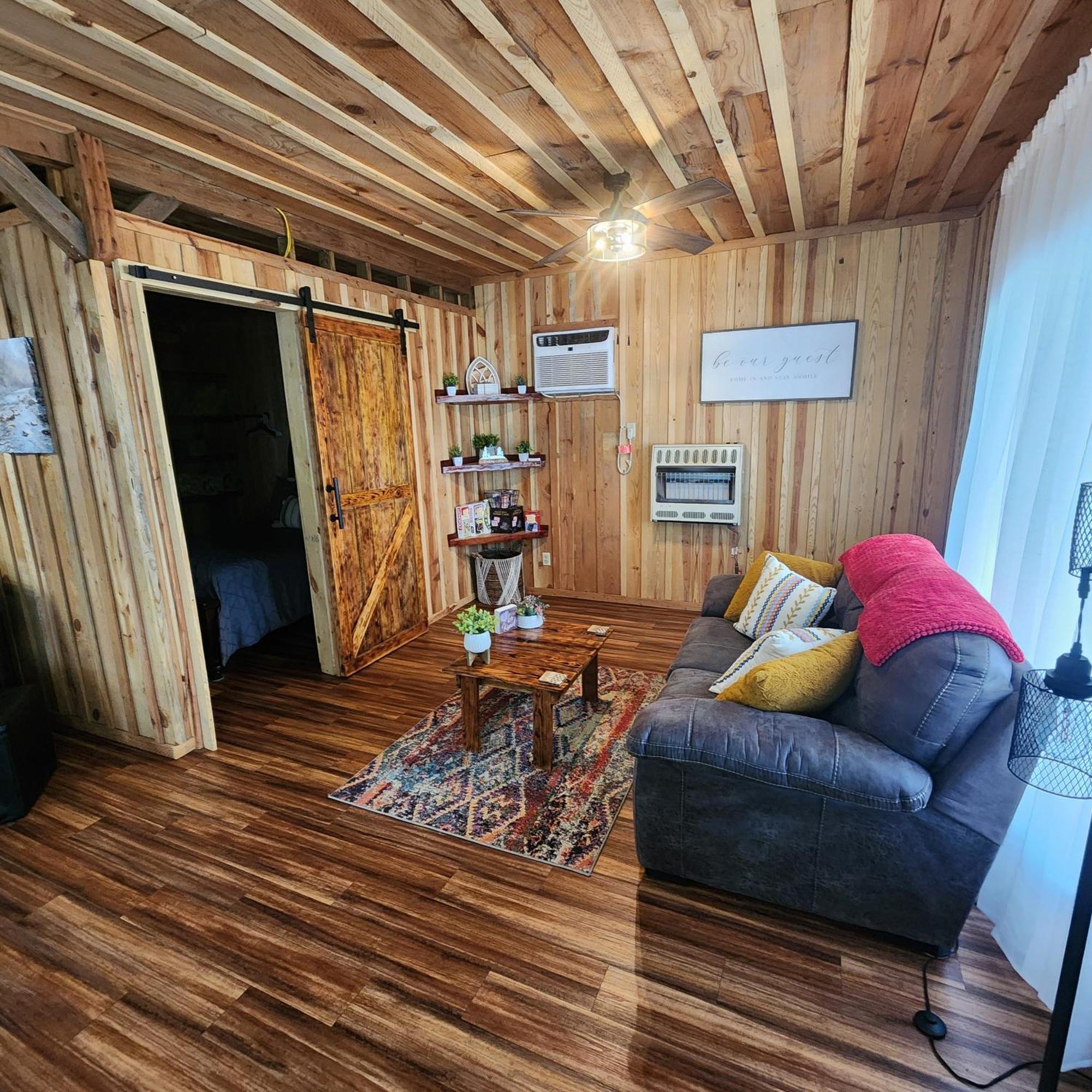 Unique Country Cabin Meets Farmhouse Modern!!! Mena 外观 照片